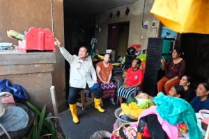 Presiden Prabowo Tinjau Korban Banjir Bali di Pasar Badung, Janji Perbaiki Rumah Warga