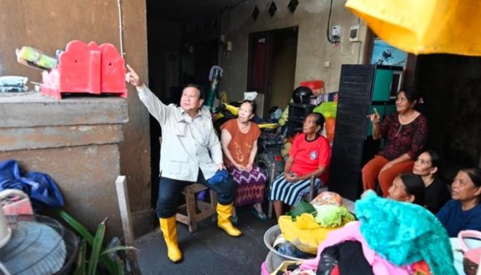 Presiden Prabowo Tinjau Korban Banjir Bali di Pasar Badung, Janji Perbaiki Rumah Warga