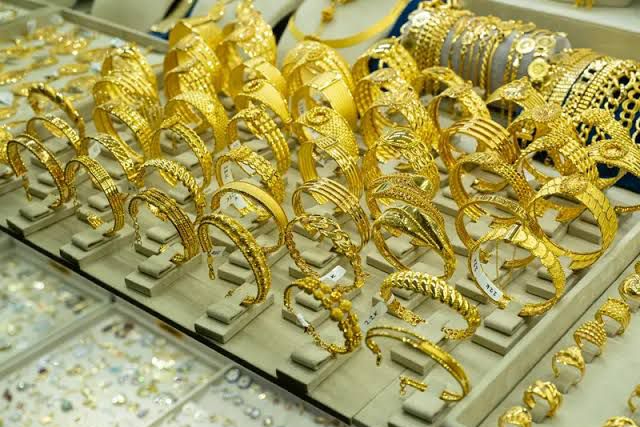 Harga emas perhiasan di tokoemas Kota Medan mengalami kenaikan signifikan pada Jumat, 5 September 2025.