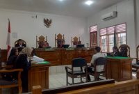 Terdakwa Stevanus Deo Bangun alias Evan saat menjalani persidangan di PN Medan. Foto: Topikseru.com/Agustian