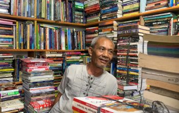 Hari Kunjung Perpustakaan