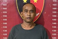Pelaku begal teman sendiri, Dedi Irawanto, saat diamankan Polsek Tanjung Morawa. Foto: Dok.Polsek Tanjung Morawa