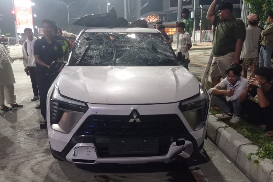 Pengemudi Mobil Mitsubishi X-Force di Medan Jadi Korban Amuk Massa Usai Dituduh Tabrak Lari