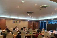 Rapat Dengar Pendapat (RDP) terkait PHK sepihak oleh CV BSS terhadap 8 pekerja dari serikat buruh FPBI di Gedung DPRD Sumut, Senin, (22/9/2025). Foto: Topikseru.com/Agus Sinaga