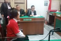 Githa Rubyanah terdakwa kasus TPPO, menjalani sidang putusan di PN Medan, Rabu (24/9/2025). Foto: Topikseru.com/Agustian