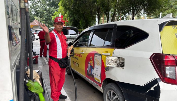 30 Tahun Jadi Operator SPBU Pertamina, Sunaryo Tak Pernah Lepas Senyum untuk Pelanggan