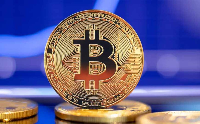 harga Bitcoin (BTC) merosot 10,25% dalam 24 jam dan 21,35% dalam sepekan. Harga Bitcoin hari ini berada di level Rp.878,018,396.99.