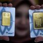 Harga emas Antam itu turun Rp 2.000 jika dibandingkan dengan harga pada Sabtu (30/8/2025) yang berada di level Rp 1.980.000 per gram.