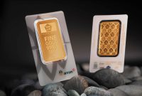 Harga emas Antam itu turun Rp 2.000 jika dibandingkan dengan harga pada Kamis (4/9/2025) yang berada di level Rp 2.044.000 per gram.
