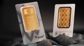 Harga emas Antam itu turun Rp 2.000 jika dibandingkan dengan harga pada Kamis (4/9/2025) yang berada di level Rp 2.044.000 per gram.