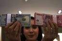 rupiah ditutup menguat seiring melemahnya dolar Amerika Serikat (AS). Namun, pengumuman reshuffle kabinet Presiden Prabowo kemarin sore, Senin (8/9/2025), berpotensi melemahkan rupiah untuk perdagangan hari ini, Selasa (9/9/2025).