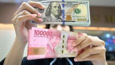 rupiah ditutup melemah ditutup melemah 1,05% ke level Rp 16.482 per dolar Amerika Serikat (AS) dari penutupan perdagangan sebelumnya.