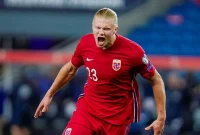 Penyerang tim nasional Norwegia Erling Haaland melakukan selebrasi seusai mencetak gol. Foto: AFP