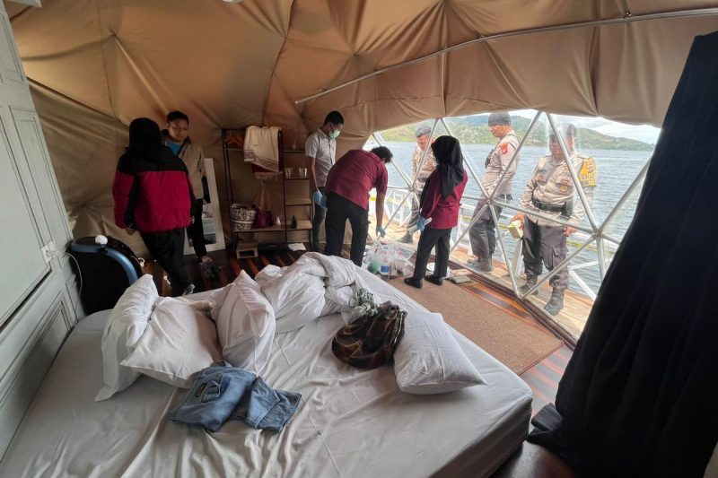 Polisi selidiki kasus kematian Pasutri di Solok, Kamis (9/10/2025). Foto: Polres Solok
