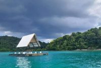 Pulau Bawean (meta data: google, Gambar mungkin dilindungi hak cipta)