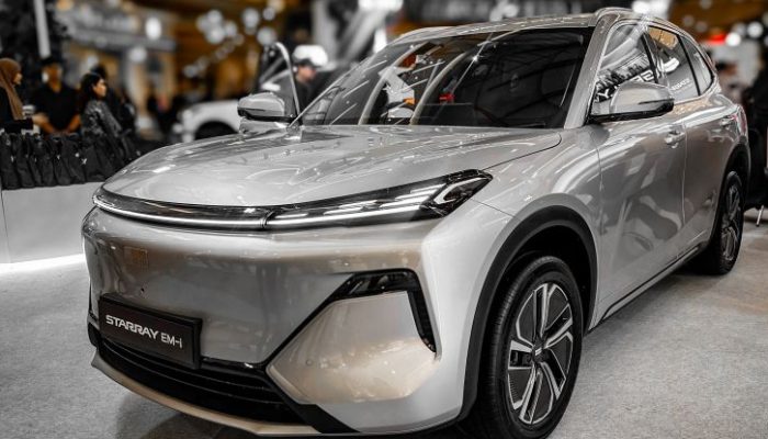 Geely Siapkan 7 Model Baru untuk Indonesia: Campuran ICE, Hybrid, dan Listrik murni dalam 3 Tahun