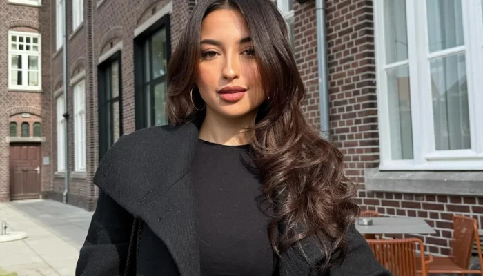 Jennifer Coppen Bongkar Alasan Pecat Babysitter Anak, Ternyata Suka Main HP & Posting Foto Diam-Diam