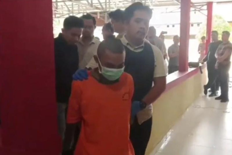 Dafit Jon Dewe Harefa, tersangka penganiayaan terhadap ayah kandungya hingga tewas di Kabupaten Nias Utara. Foto: Dok.Humas Polres Nias