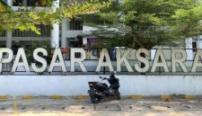 Suasana di Pasar Aksara Medan yang masih lengang  kendati telah diresmikan 3 tahun lalu. Foto: Topikseru.com/Agus Sinaga