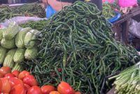 Tumpukan cabai hijau di pasar Simpang Limun, Kecamatan Medan Amplas, Kota Medan, Sumatera Utara, Sabtu (4/10/2025). Topikseru.com/Agus Sinaga