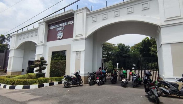 Ojol dan Mahasiswa Unimed Keluhkan Pembatasan Akses ke Kampus: “Pesanan Jadi Sering Batal”