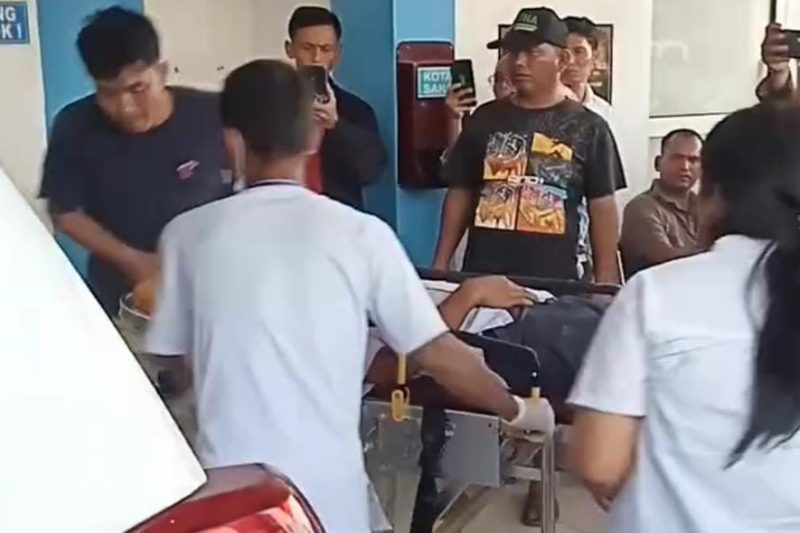 Puluhan siswa SMP Negeri 1 Lagobuti Kabupaten Toba alami keracuanan usai menyantap makan gizi gratis.