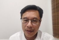 Ketua DPW Partai NasDem Sumatera Utara, Iskandar, S.T., memberikan pernyataan usai menjadi korban salah tangkap di pesawat Garuda Indonesia GA-193 rute Medan–Jakarta. Foto: Tangkapan Layar Video