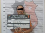 Viral! Ngaku Jurnalis, Pria Babak Belur Dihajar Massa Usai Curi Barang Listrik di Medan