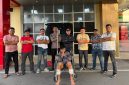 Polsek Medan Area berhasil menangkap Mhd. Albi Ilham Barus, pelaku begal sadis yang sempat viral di Jalan Sutrisno. Penangkapan ini membawa kelegaan bagi korban lain, PL,  yang motornya dibegal pelaku. Foto : Dok Polsek Medan Area