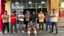 Polsek Medan Area berhasil menangkap Mhd. Albi Ilham Barus, pelaku begal sadis yang sempat viral di Jalan Sutrisno. Penangkapan ini membawa kelegaan bagi korban lain, PL,  yang motornya dibegal pelaku. Foto : Dok Polsek Medan Area