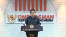 Pimpinan Ombudsman Dr. Hery Susanto, S.Pi., M.Si menyampaikan sambutan pada kegiatan FGD. Foto: Dok.Ombudsman RI