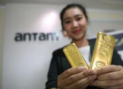 Harga Emas Naik Daun dengan Mencatat Rekor Premi Tertinggi Dalam Lebih dari Satu Dekade Terakhir