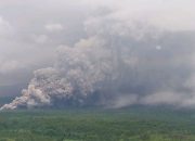 erupsi gunung semeru