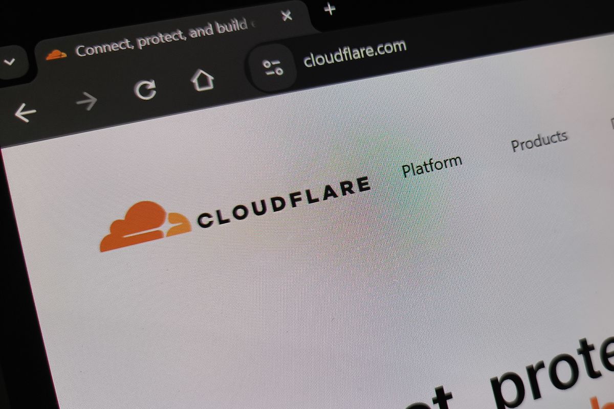 Cloudflare down 2025
