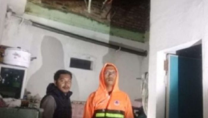 16 Rumah Rusak Diterjang Cuaca Ekstrem di Medan, 56 Warga Terdampak