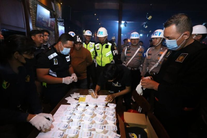 razia tempat hiburan Medan