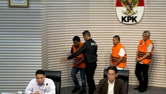 KPK Tahan Gubernur Riau Abdul Wahid dan Dua Pejabat Provinsi, Masa Tahanan 20 Hari