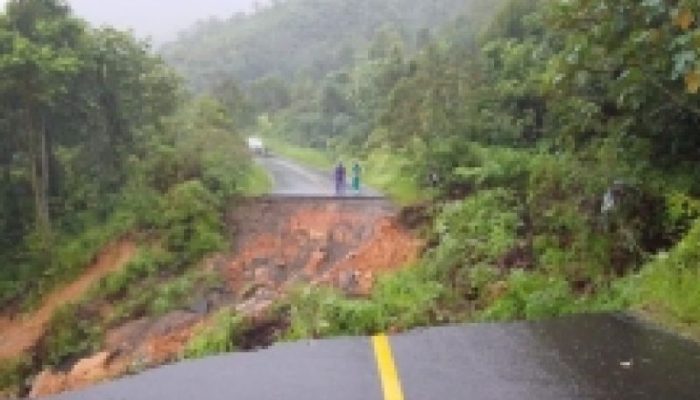 Empat Wilayah di Sumut Dilanda Longsor, Akses Jalan Terputus dan Sejumlah Rumah Rusak