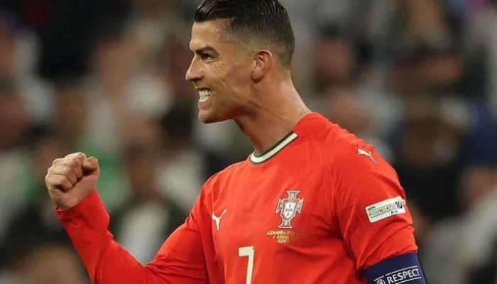 Cristiano Ronaldo Pensiun? Sang Megabintang Sampaikan Klarifikasi: Masih Ada Satu Target!