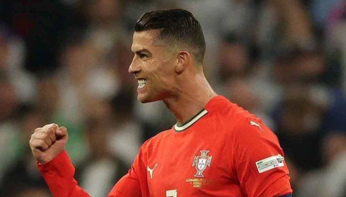 Cristiano Ronaldo Pensiun? Sang Megabintang Sampaikan Klarifikasi: Masih Ada Satu Target!