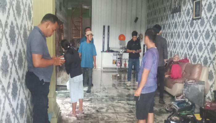 Rumah Hakim PN Medan Terbakar Saat Tugas, Dokumen Penting Ikut Hangus