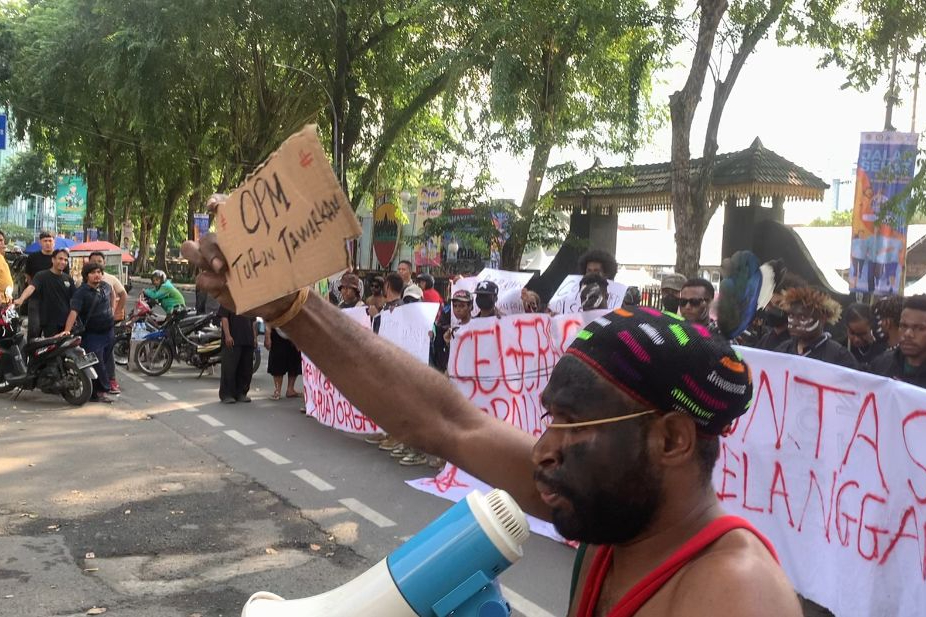 demonstrasi mahasiswa Papua Medan