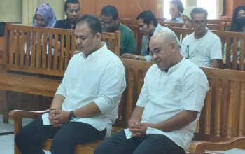 Akhirun Piliang pledoi