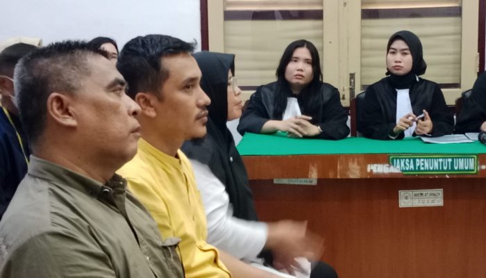 Kepsek dan Bendahara SMAN 16 Medan Didakwa Korupsi Dana BOS Rp826 Juta, Sidang Berlanjut Pekan Depan