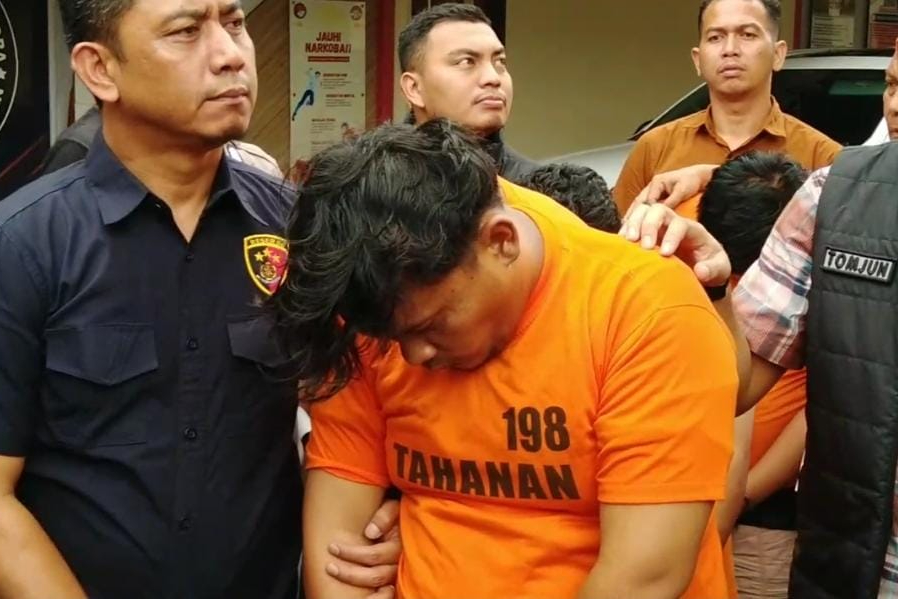 pembakaran rumah hakim Medan