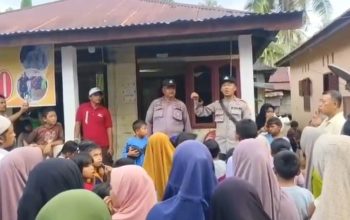 Emak-emak gerebek sarang narkoba di Mandailing Natal