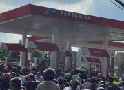 BBM Langka di Medan Usai Banjir, Antrean Kendaraan Mengular