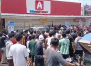 Bantuan Belum Tiba, Warga Sibolga dan Tapteng Menjarah Minimarket