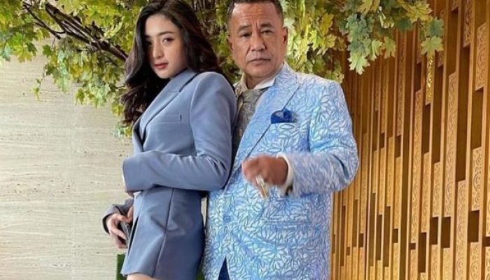 Hotman Paris Sentil Sabrina Alatas? Ajak Berdansa di Beach Club Setelah Isu Perselingkuhan dengan Hamish Daud