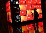 IHSG Berbalik Arah Melemah 28,09 Bersandar di Level 8.363,15